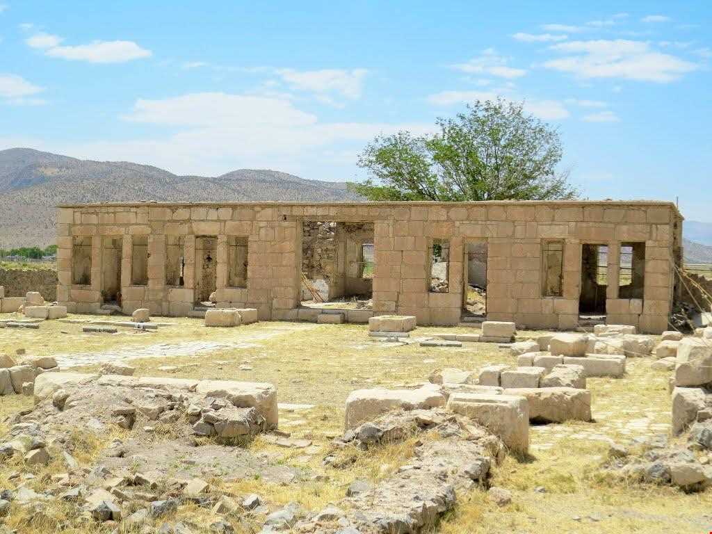 Mozaffari Caravanserai